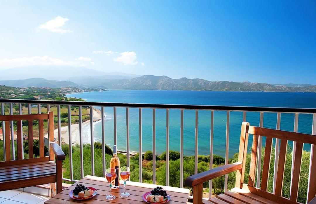 Casa Marine Du Soleil 60 Apartment ปาทริโมนิโอ ภายนอก รูปภาพ